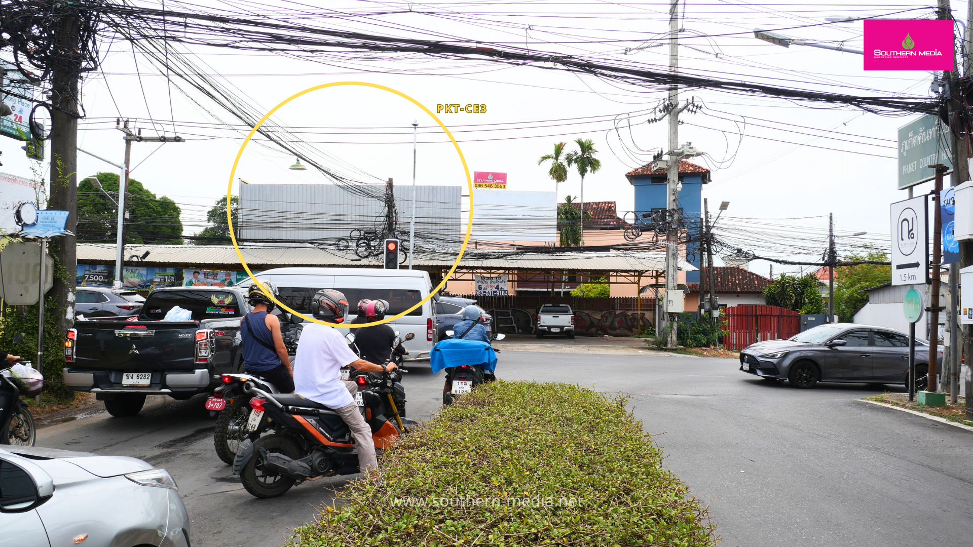 PKT-ฺCE3, ป้ายบิลบอร์ด, ถนนเจ้าฟ้าตะวันออก, road, ป้ายให้เช่า, Billboard, ไทวัสดุ, วัดฉลอง, Chalong, ตำบลฉลอง, Chalong Temple