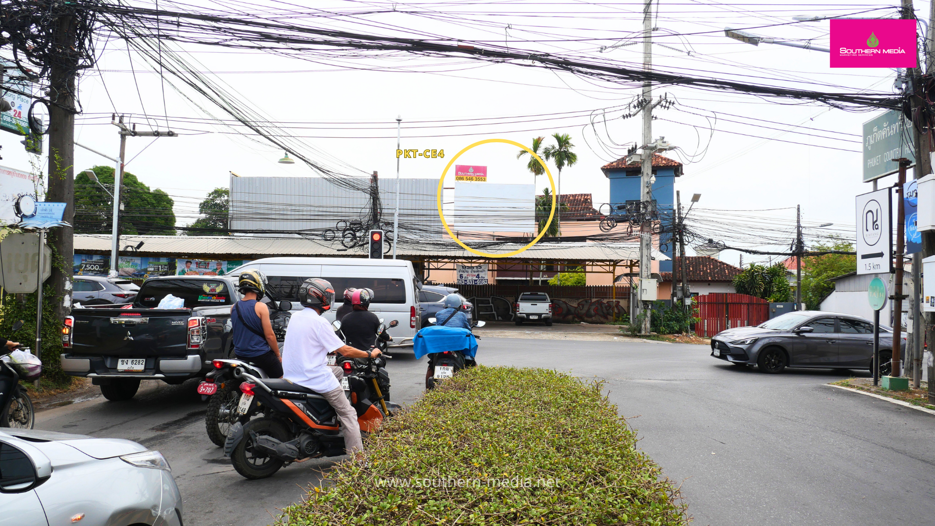 PKT-ฺCE4, ป้ายบิลบอร์ด, ถนนเจ้าฟ้าตะวันออก, road, ป้ายให้เช่า, Billboard, ไทวัสดุ, วัดฉลอง, Chalong, ตำบลฉลอง, Chalong Temple
